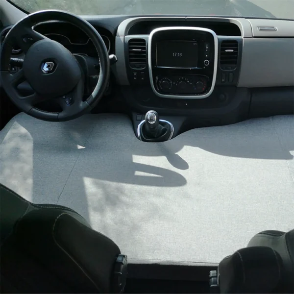 Renault Trafic 2002–2024 compatible avec lit cabine pliable pour fourgon ou camping-car.